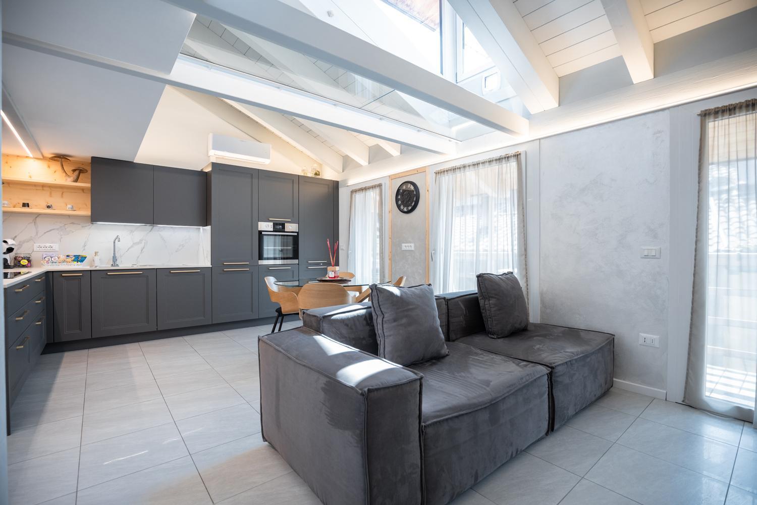 Es Rooms And Apartments Torbole Sul Garda Exterior foto