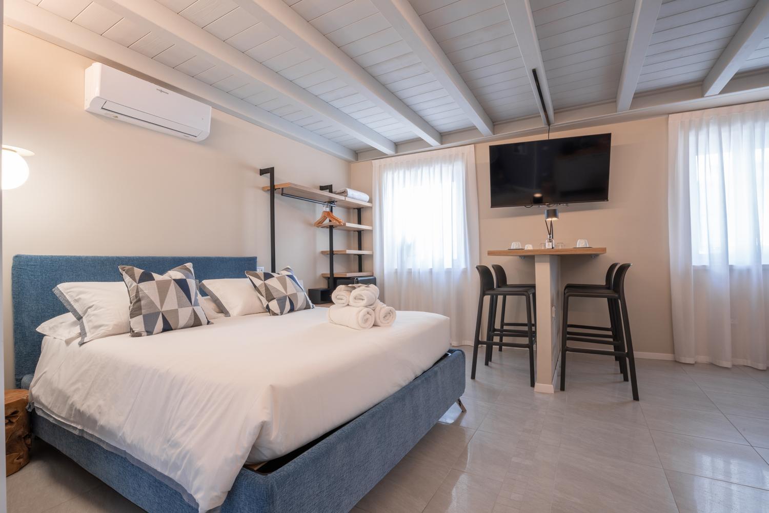 Es Rooms And Apartments Torbole Sul Garda Exterior foto