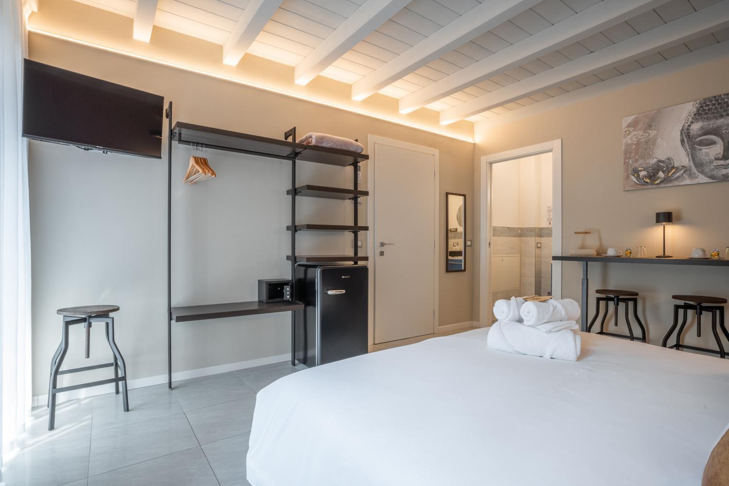 Es Rooms And Apartments Torbole Sul Garda Exterior foto